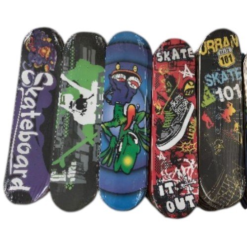 Patineta Skateboard con Soporte de Aluminio y Gráficos Urbanos por mayor - Hogar por mayor
