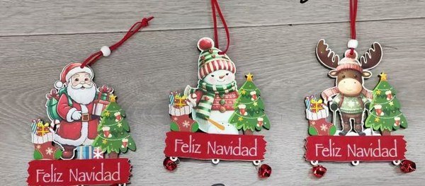 NAVIDAD COLGANTE ARBOL + FIGURA - Pack 12 unidades 12 Pza por mayor en Chile