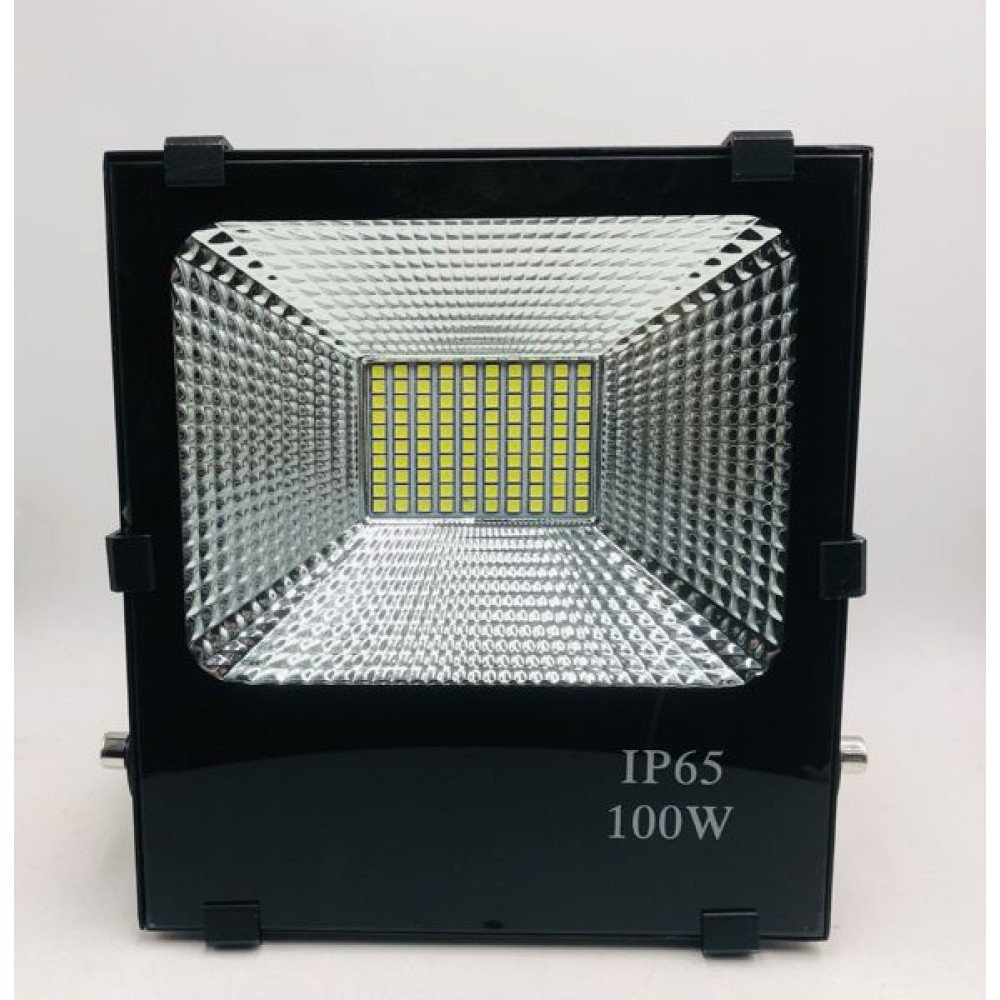 FOCO LUZ LED PARA EXTERIORES 100 W por mayor en Chile
